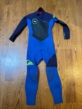 Quiksilver Syncro 3:2 Blue/Black Wetsuit with Neon Green Accents